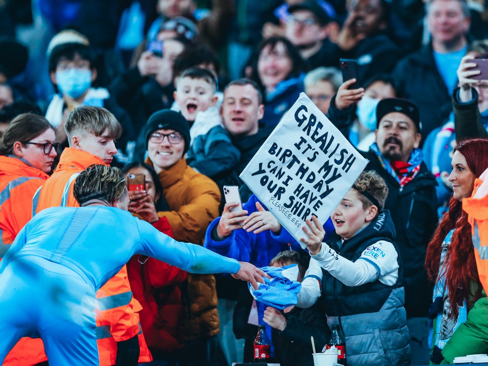 中的地位 中的地位